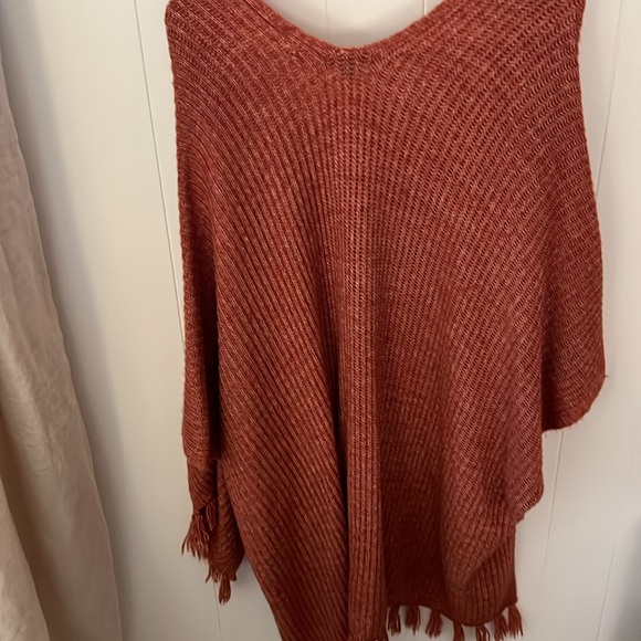 American Eagle Poncho - Picture 3 of 3